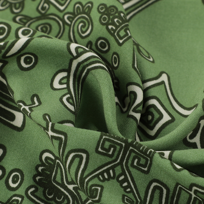New Fashion Print 100% Rayon  Wholesale Sustainable Forest-style Woven Plain Rayon Fabric for Dress